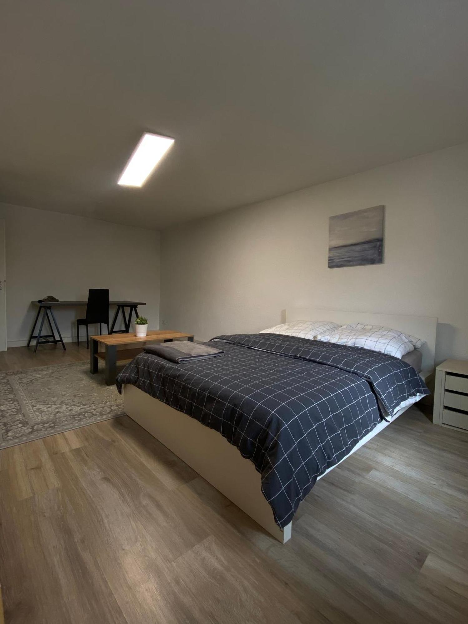 Zimmer In Freital Hotel ภายนอก รูปภาพ